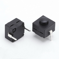 Interrupteur à bouton-poussoir à verrouillage 2 broches 8,2x8,2 ON/OFF 24V 0,5A 20000 cycles Modèle JT8.2-112-25 pour lampe torche