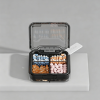 Boîte à pilules carrée portable et écologique en plastique à 4 compartiments avec cordon, organisateur de vitamines et de médicaments
