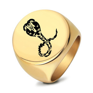 Bague Serpent Cobra 22mm Ronde en Acier Doré Bijou de Mode pour Homme Cadeau Design Géométrique Animal - Product Image 1