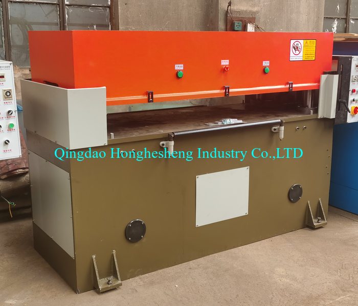 hydraulic sponge scouring pad cutting machine