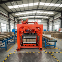 Machine à briques compacte QT4-40 pour la fabrication manuelle de blocs creux en béton et cendres volantes avec boîte de vitesses et roulement pour les startups