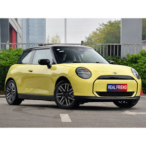 MINI Cooper E Classic Compact EV pas cher : Propulsion électrique, puissance de pointe de 135 kW, charge rapide en 0,5 h, <span class=keywords><strong>voiture</strong></span> de ville intelligente - Product Image 5