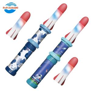 Jouets manuels <span class=keywords><strong>en</strong></span> plastique de <span class=keywords><strong>fusée</strong></span> de lancement d'air de mousse pour des enfants, jeu extérieur militaire de <span class=keywords><strong>fusée</strong></span> de puissance de main bon marché de tir - Product Image 1