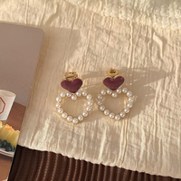 Boucles d'oreilles pendantes de luxe en forme de cœur, style vintage, avec perles brillantes et strass, bijoux fantaisie