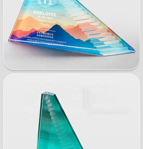 Placa de prisma biselada personalizada al por mayor - Premio de escalera de cristal óptico grueso - Product Image 3