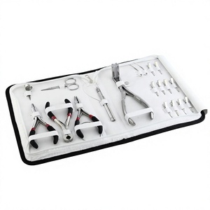 Kit de extensión de cabello personalizable: Alicates de acero inoxidable, 4 agujas tipo C, 10 clips, tijeras, cortador de enlaces, gancho y bucle. - Product Image 1