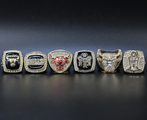 Nuevo lujo Bulls <span class=keywords><strong>Jordan</strong></span> baloncesto Campeonato anillo <span class=keywords><strong>conjunto</strong></span> Hip Hop joyería hombres anillos gruesos con caja de madera Fans colección - Product Image 3