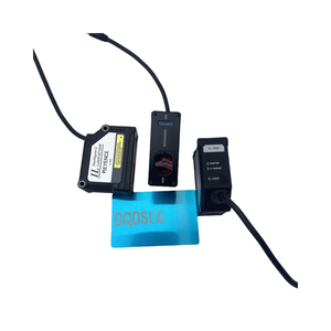 Sensor de Desplazamiento Láser CMOS KEYENCE IL-300, Sensor de Distancia Industrial de Alta Precisión con Garantía de Un Año - Product Image 5