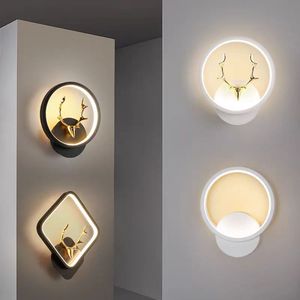 Lampe murale LED moderne et créative en forme de <span class=keywords><strong>tête</strong></span> de cerf, en fer de luxe, pour décoration intérieure de chambre et salon - Product Image 2