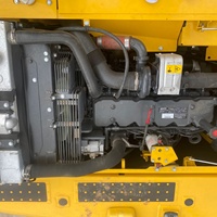 Prix bas – Excavatrice sur chenilles Komatsu PC200 d'occasion, véhicule de terrassement multifonctionnel d'occasion à haute efficacité avec moteur principal