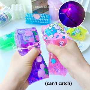 Jouet anti-stress en caoutchouc en forme de serpent de dessin animé, créatif, à presser et à étirer pour les étudiants - Product Image 4
