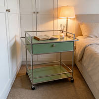Armoire moderne en acier inoxydable grande capacité, modulable et fermée, pour rangement de chambres, idéale pour couettes et doudounes d'hiver durables