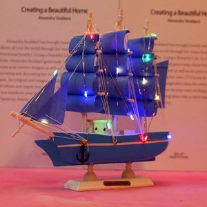Modelo de Velero de Madera Rosa Yu Mo con Luces, Decoración para el Hogar u Oficina, Regalo de Cumpleaños - Product Image 3
