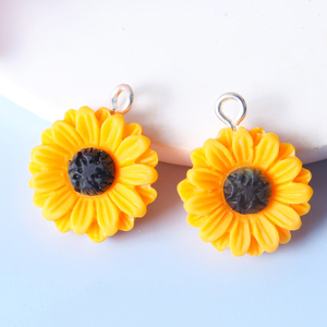 จี้เรซิ่นรูปดอกทานตะวันสำหรับทำเครื่องประดับ DIY ต่างหู สร้อยคอ งานแฮนด์เมด พวงกุญแจดอกทานตะวัน อุปกรณ์เสริม จี้ห้อย - Product Image 3