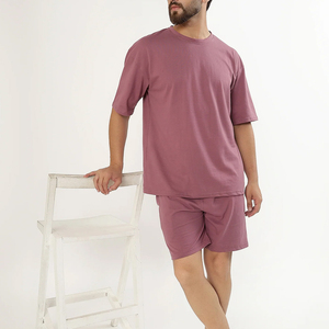 ชุดเสื้อยืดและกางเกงขาสั้นลำลองคุณภาพสูงสำหรับผู้ชาย ระบายอากาศได้ดี เหมาะสำหรับฤดูร้อน - Product Image 1