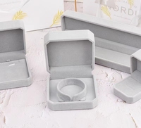 Chaud-vente Inférieur QUANTITÉ MINIMALE DE COMMANDE EN STOCK exquis élégant bijoux bague collier paquet boîte gris velours bijoux packaging display box