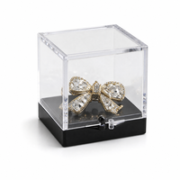 Cube de présentation pour charms d'ongles en acrylique avec couvercle à charnière, boîte de rangement transparente anti-poussière avec base noire pour strass et pierres précieuses