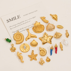 Amuletos costeros dorados | Colgante de acero inoxidable chapado en oro PVD de 18 quilates para hacer joyas DIY | Impermeable Hipoalergénico y duradero - Product Image 5