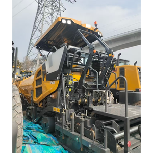 Paveuse à béton asphaltré <span class=keywords><strong>de</strong></span> marque chinoise RP405 avec une largeur <span class=keywords><strong>de</strong></span> pavage maximale <span class=keywords><strong>de</strong></span> 4,5 m - Product Image 2