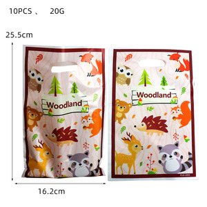 Kit <span class=keywords><strong>de</strong></span> <span class=keywords><strong>Vaisselle</strong></span> <span class=keywords><strong>Jetable</strong></span> et Ballons Thème <span class=keywords><strong>Animaux</strong></span> <span class=keywords><strong>de</strong></span> <span class=keywords><strong>la</strong></span> Forêt pour Baby Shower, Révélation du Sexe et Anniversaire (Assiettes, Gobelets, Serviettes) - Product Image 6