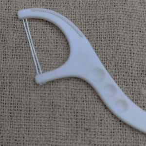 ไหมขัดฟันแบบแป้งข้าวโพดบางพิเศษพร้อมรูปทรงโค้งและเส้นคู่สำหรับป้องกันโพรง - Product Image 6