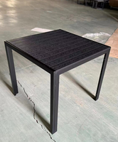 Meilleur prix ensemble de jardin tous temps 70cm 80cm table et chaise de restaurant carrée mobilier d'extérieur en bois plastique
