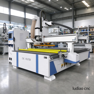 Centre d'usinage CNC <span class=keywords><strong>automatique</strong></span> à changement d'outil linéaire de grande taille 2136 pour le nesting de panneaux en MDF et bois massif - Product Image 4