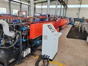 Nouvelle machine de formage de gouttières en acier pour la fabrication de conduites d'eau métalliques, de réservoirs de collecte, de descentes pluviales galvanisées, de coudes de gouttière et de tuyaux, avec moteur à engrenages pour toiture - Product Image 2