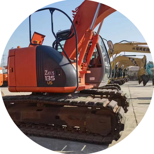 Escavatore <span class=keywords><strong>HITACHI</strong></span> ZX135 usato in buone condizioni - Product Image 1