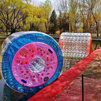 Rouleau aquatique gonflable en PVC/TPU le plus vendu, rouleau aquatique gonflable pour la marche sur l'eau, tube aquatique gonflable à roulettes