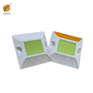 Entrada subterránea que marca el perno de carretera de vidrio reflectante y luminoso de ojo de gato templado - Product Image 2