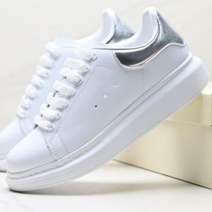 Baskets de marche McQ Original Luxury Designer 2026 – Style Classique, Chaussures Décontractées Tendance pour Femmes et Hommes - Product Image 3