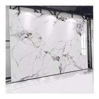 Panneau mural intérieur imperméable haute brillance 1220x2440mm pour la décoration d'hôtel, feuille de marbre PVC UV