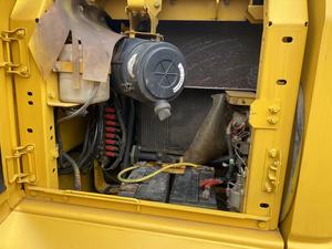 รถขุดตีนตะขาบ Komatsu PC130 มือสองจากญี่ปุ่น น้ำหนัก 13 ตัน สภาพดี เครื่องยนต์เดิม มีสินค้าในสต็อกพร้อมขาย - Product Image 6