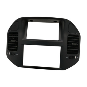 Marco de Ventilación del Panel de Instrumentos Mitsubishi 5FS10LAZAB para Pajero 2000-2006, Material ABS - Product Image 1