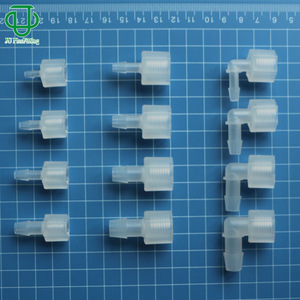 Conector de codo de plástico de nylon JU PlasFitting con rosca interna NPT de 1/4 para manguera flexible de goma de 3-13 mm - Product Image 1