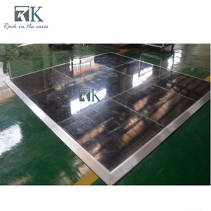 Una pista de baile de alta calidad y estilo moderno para actuaciones en desfiles de moda de bodas. - Product Image 4