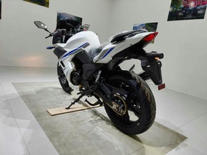 Nouvelle grande <span class=keywords><strong>moto</strong></span> routière à essence avec moteur de 250 cm³ - Motos sportives - Product Image 4