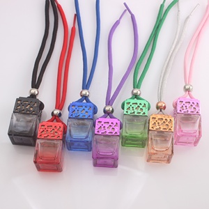 Bán Buôn 8Ml Refillable Rỗng Vuông Thủy Tinh Xe Treo Mặt Dây Chuyền Hương Thơm Nước Hoa Hương Liệu Khuếch Tán Chai Cho Làm Mát Không Khí - Product Image 5
