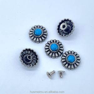 Op maat gemaakte luxe metalen gespen met kralenversiering voor kleding, schoenen, hoeden, tassen, riemen en mode-accessoires. - Product Image 1