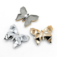 Nouveaux charms en caoutchouc papillon diamantés transfrontaliers 2026, boucles de chaussures amovibles premium en losange et papillon coloré