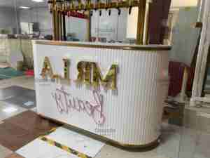 Espositore Mobile di Lusso per Profumi |   Scaffali Metallici Smontabili per Negozi di Alta Gamma - Product Image 3