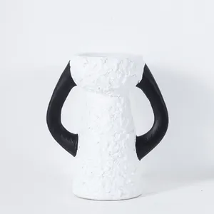 Factory Sale Verschiedene weit verbreitete kleine rustikale Keramik vase für Wohnkultur