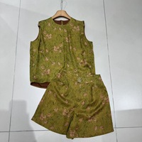 Haut sans manches en soie vintage motif nuage et imprimé canard, col rond classique, amincissant et sculptant la silhouette