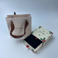Emballage de bijoux de Noël personnalisé, boîte cadeau festive avec ruban, boîte avec logo personnalisé