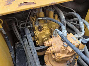 Excavatrice SANY d'occasion de haute qualité, modèle 205C, avec moteur PLC, boîte de vitesses, poids opérationnel de 21,5 tonnes - Product Image 5