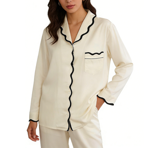 Set Pigiama Personalizzato in Morbido Bambù per Donna, con Volant, Maniche Lunghe, Abbigliamento <span class=keywords><strong>da</strong></span> <span class=keywords><strong>Notte</strong></span> e Loungewear - Product Image 1