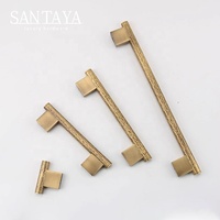 Poignées de meubles Santaya en laiton brossé antique, poignées de tiroir pour armoire de cuisine, boutons de tiroir pour chambre à coucher, poignée de meuble martelée à la main