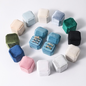 Velvet 3 Slot <b>Rings</b> Boxes Green Octagonal Double <b>Ring</b> 3 <b>Rings</b> Gift Jewelry Packaging <b>Storage</b> Box - Product Image 4