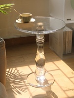 Table basse moderne minimaliste en acrylique transparent de style luxe léger pour salon et balcon